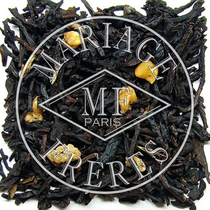 vert_amande_1.webp Fashion MARIAGE FRÈRES VERT AMANDE™